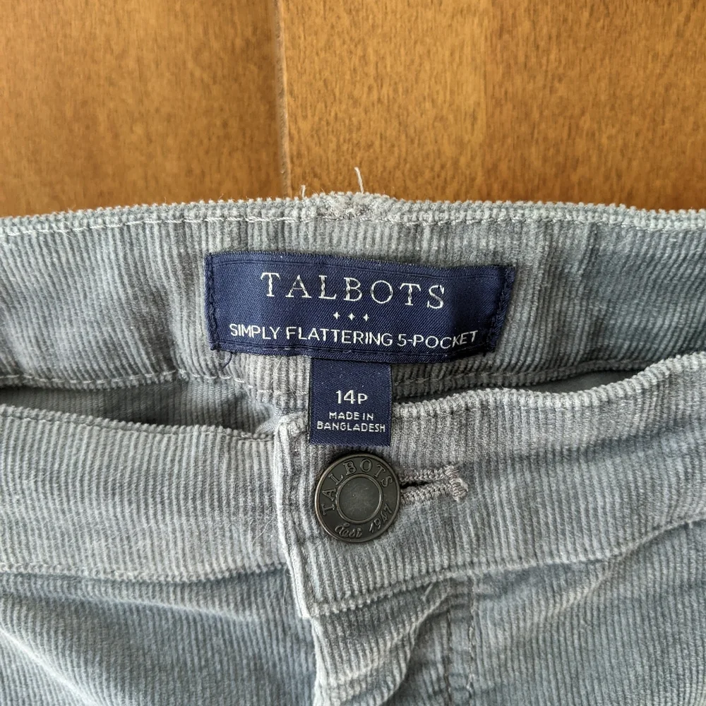 Talbots grey blue Simply Flattering 5-pocket corduroy pants, size 14P - Picture 2 of 7